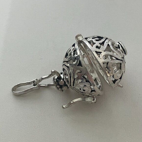 Vintage 925 Sterling Silver Locket - Picture 7 of 11